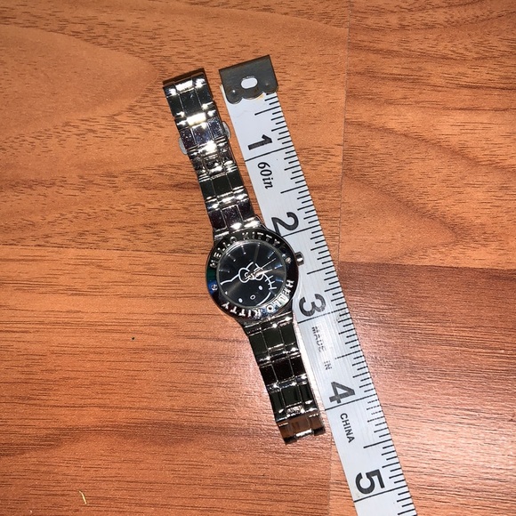 NWOT Hello Kitty by Sanrio Silver Tone Watch - Picture 3 of 4
